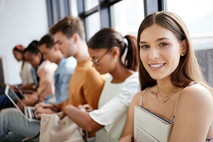 Etudiants bachelor commerce marketing troisième année