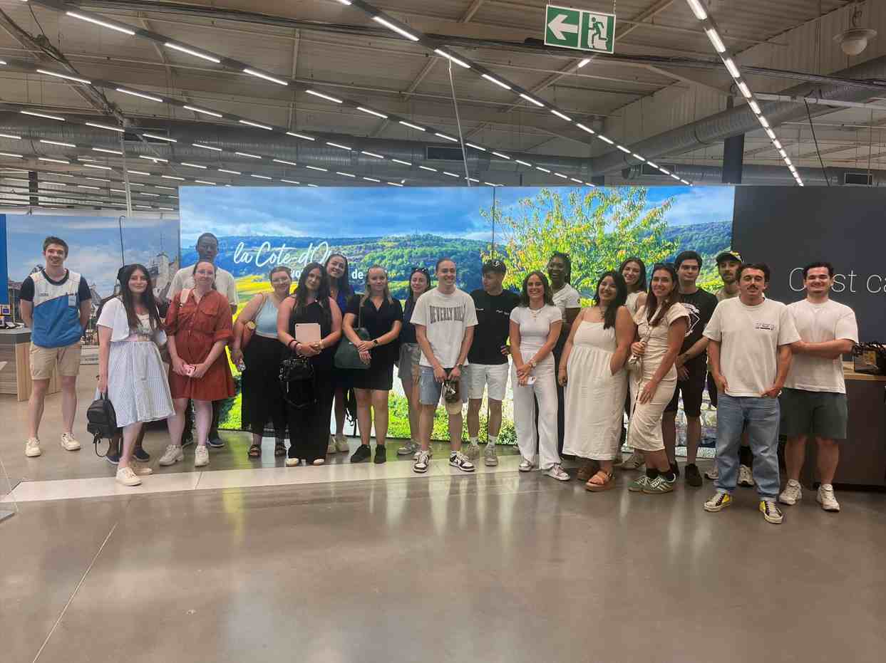 Le campus de Dijon visite Décathlon Quetigny