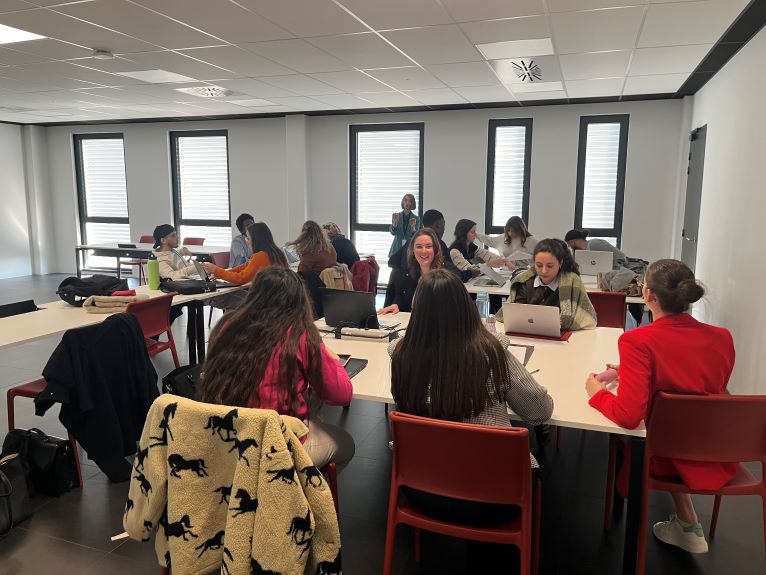 Classes de 3e et 4e année de RH